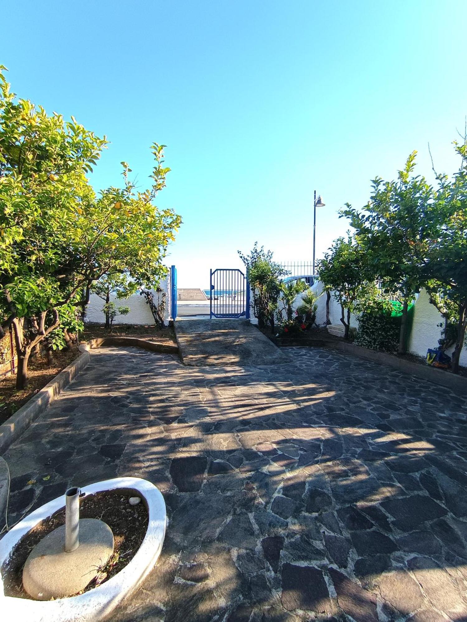 Monolocale Tirreno Studio Seafront フォルミア エクステリア 写真